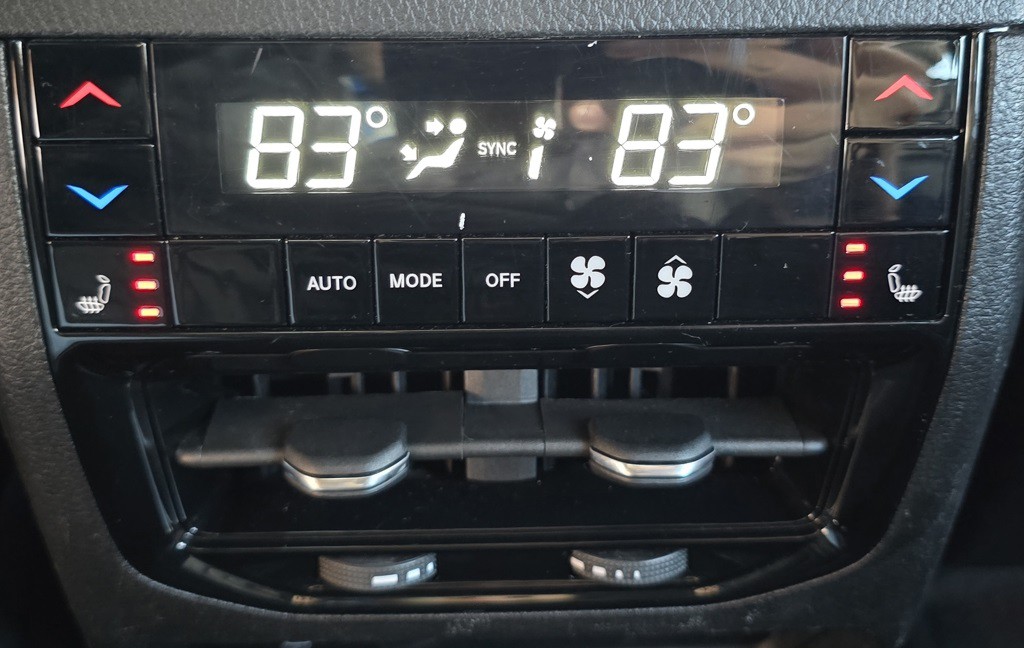 2021 Jeep Grand Cherokee Image 43