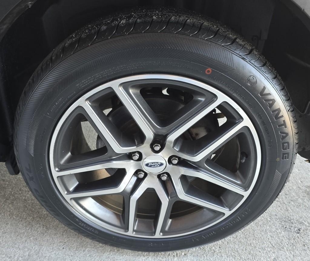 2018 Ford Explorer Image 14