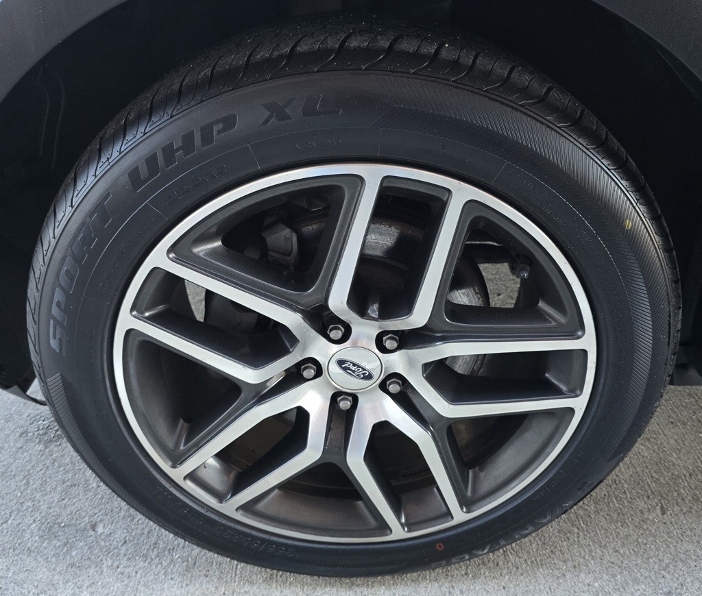 2018 Ford Explorer Image 15