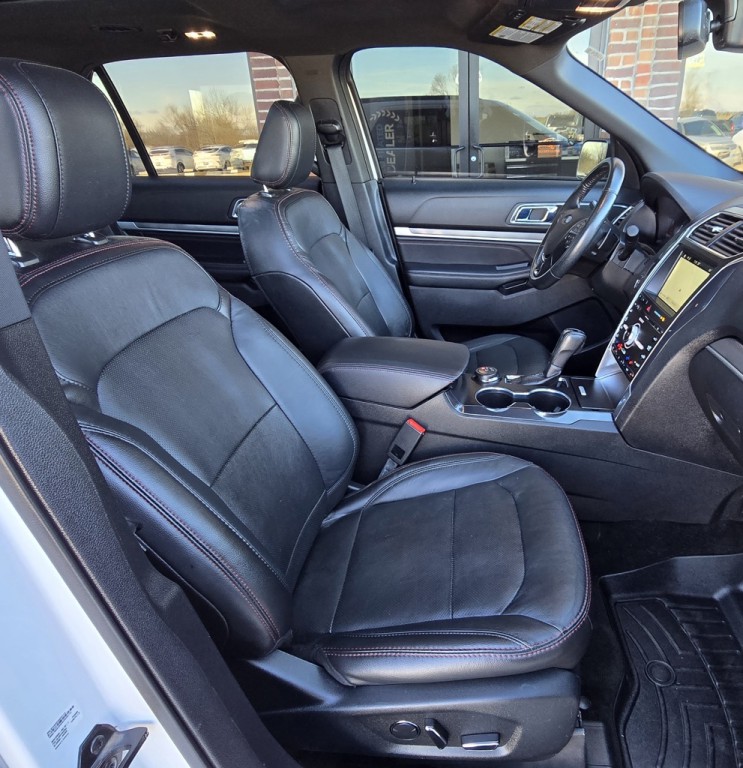 2018 Ford Explorer Image 50