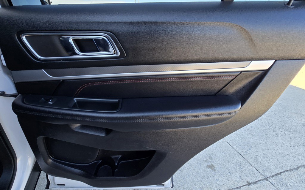 2018 Ford Explorer Image 52