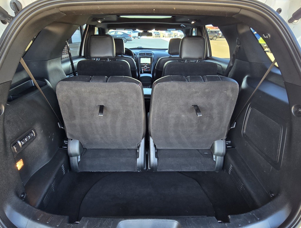 2018 Ford Explorer Image 56
