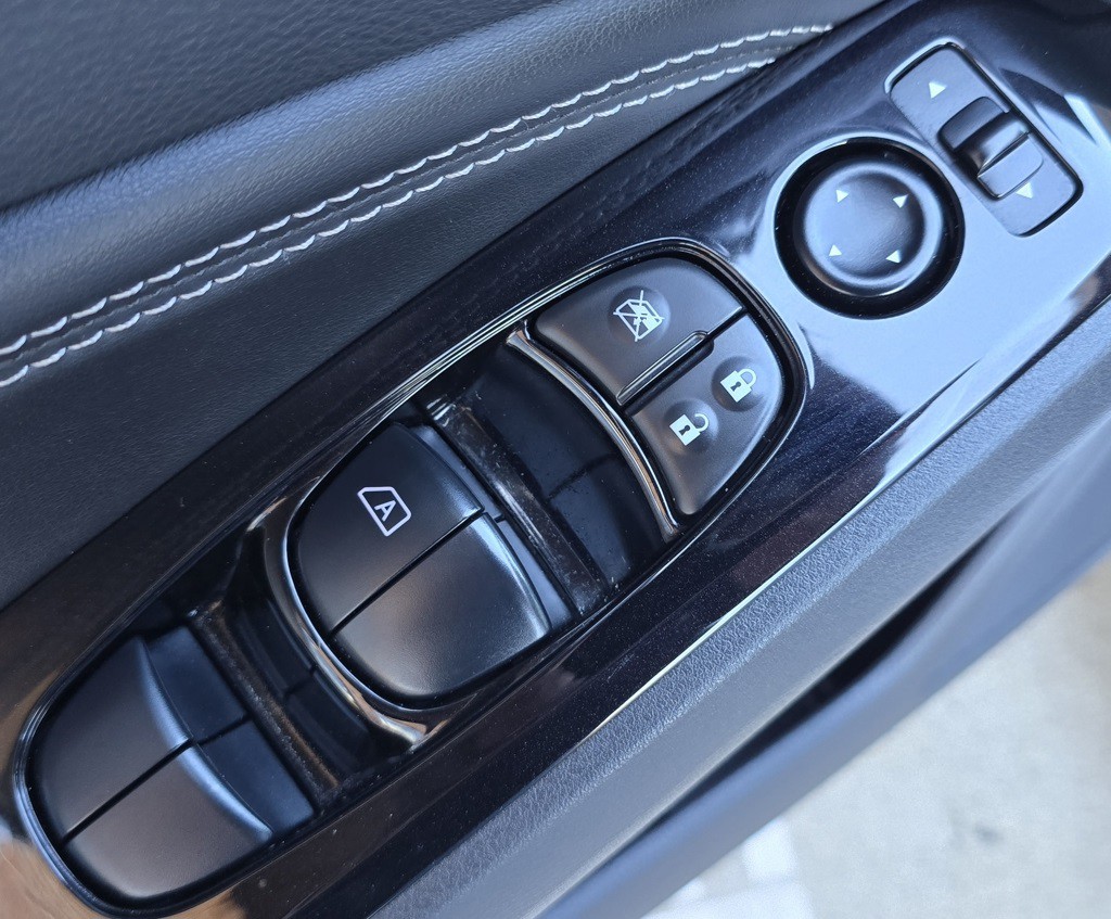 2023 Nissan Altima Image 17