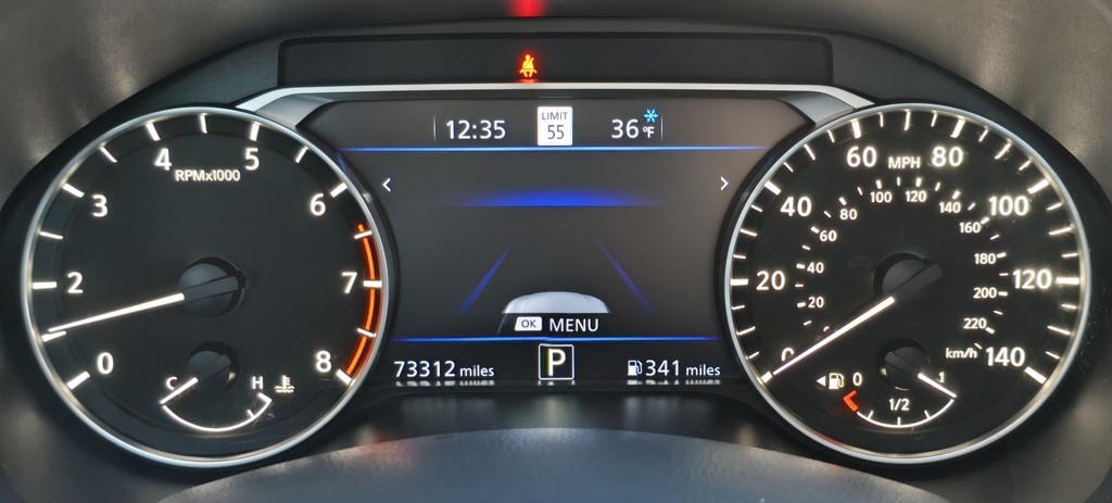 2023 Nissan Altima Image 21