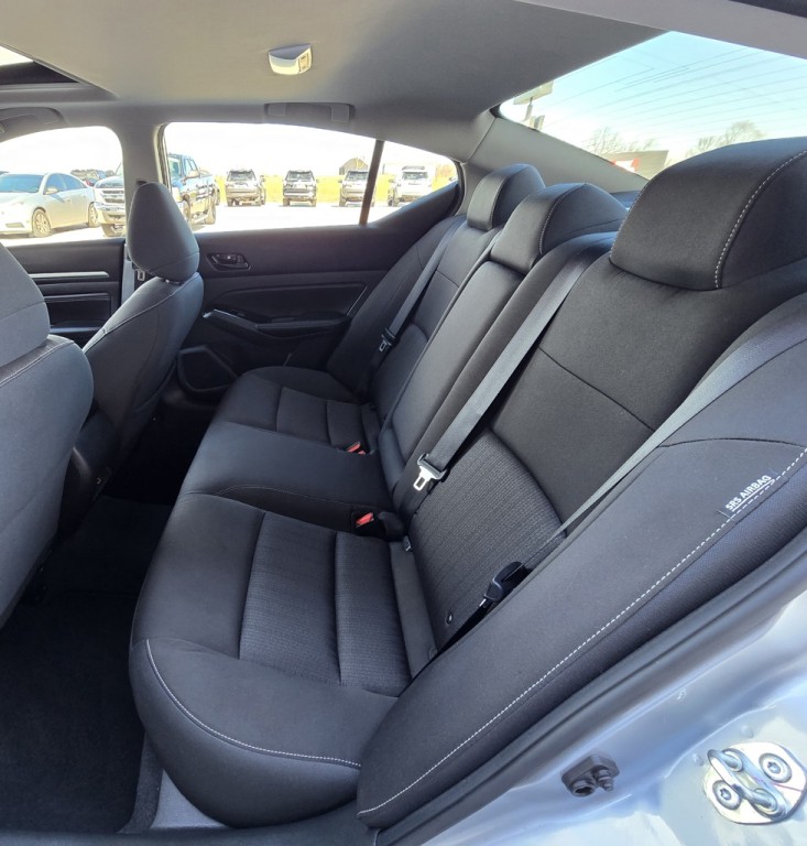 2023 Nissan Altima Image 33