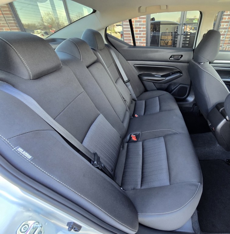 2023 Nissan Altima Image 39