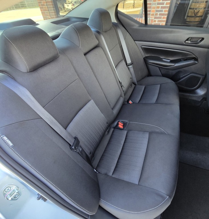 2023 Nissan Altima Image 40