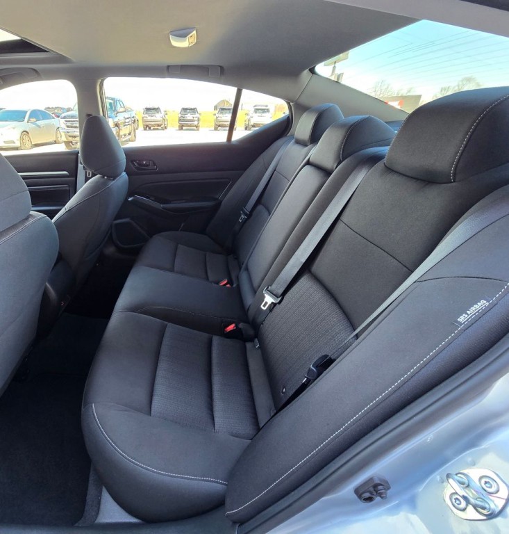 2023 Nissan Altima Image 33