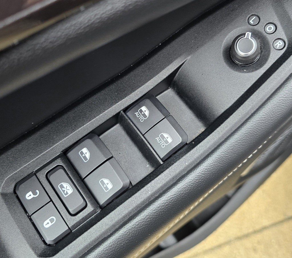 2022 Jeep Grand Cherokee Image 16