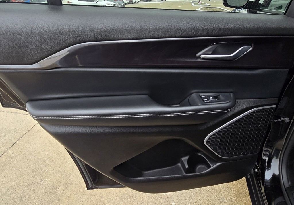 2022 Jeep Grand Cherokee Image 30