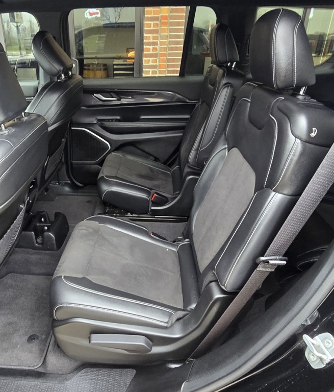 2022 Jeep Grand Cherokee Image 31