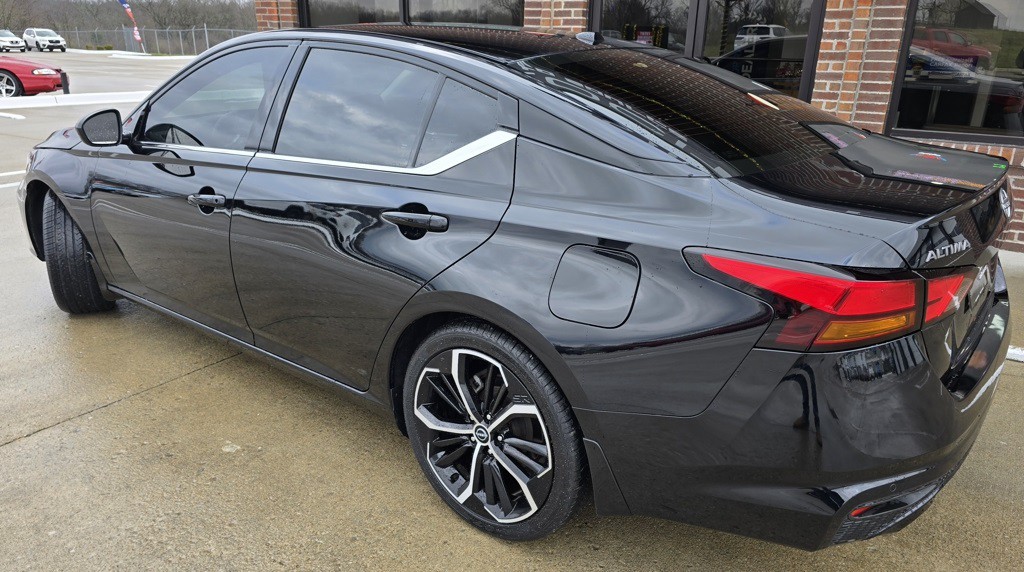 2024 Nissan Altima Image 6