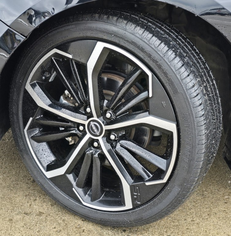 2024 Nissan Altima Image 12