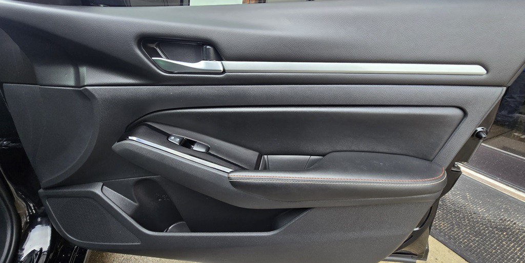 2024 Nissan Altima Image 35