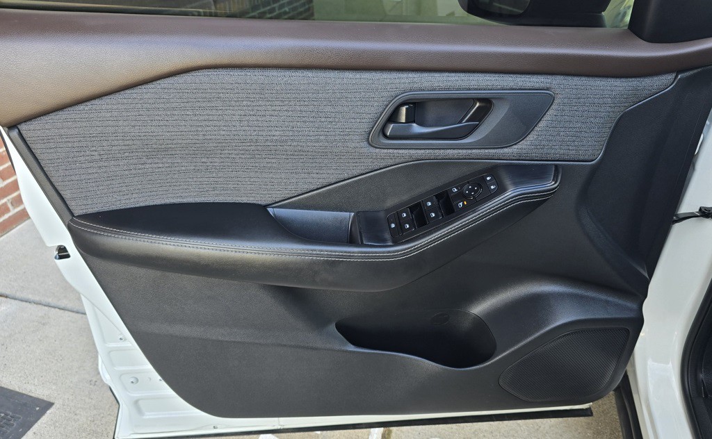 2021 Nissan Rogue Image 14