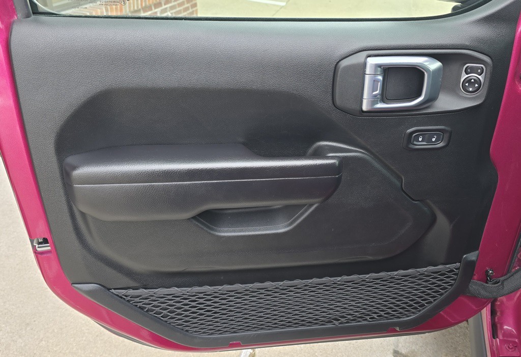 2021 Jeep Wrangler Image 15