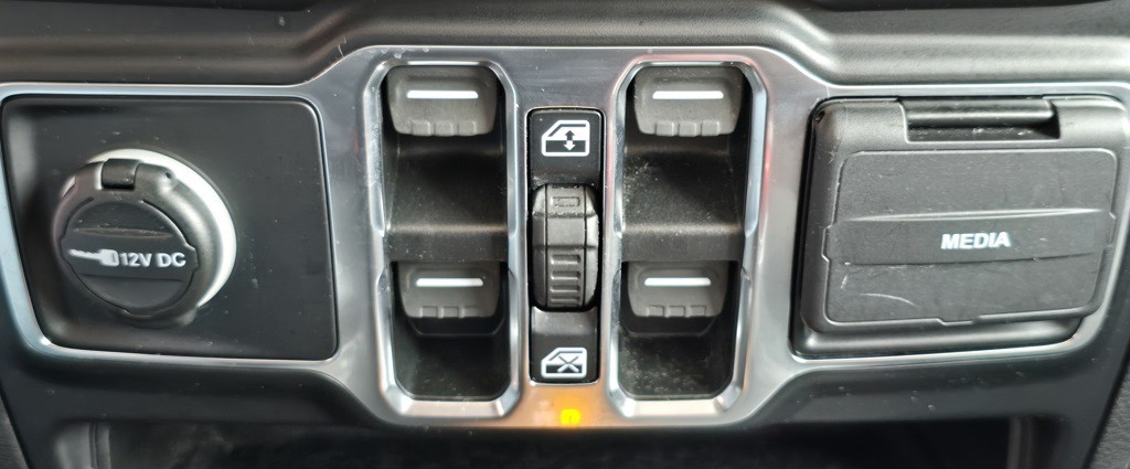 2021 Jeep Wrangler Image 27