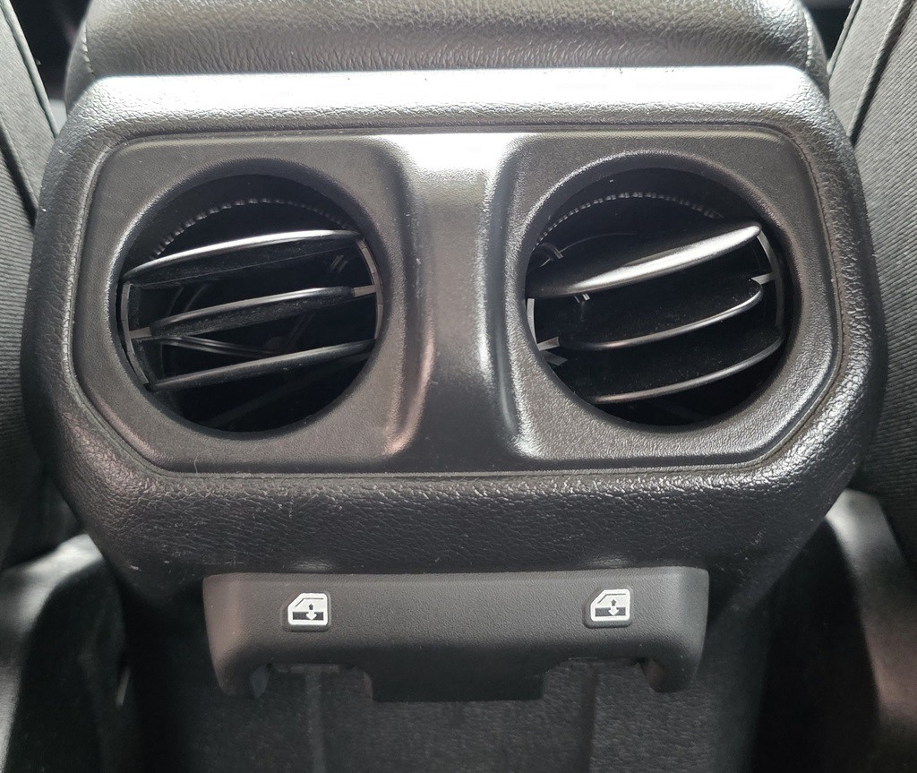 2021 Jeep Wrangler Image 34