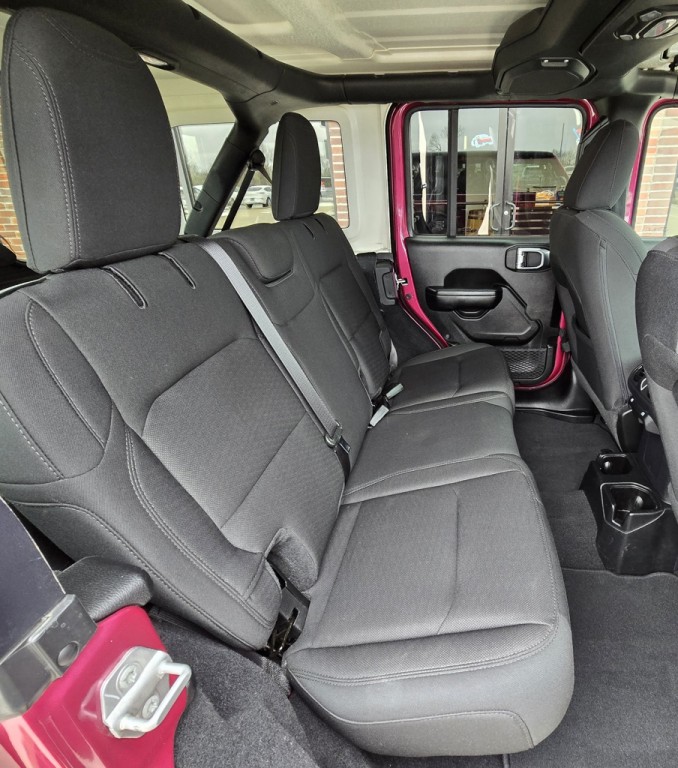2021 Jeep Wrangler Image 40