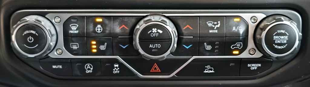 2021 Jeep Wrangler Image 26