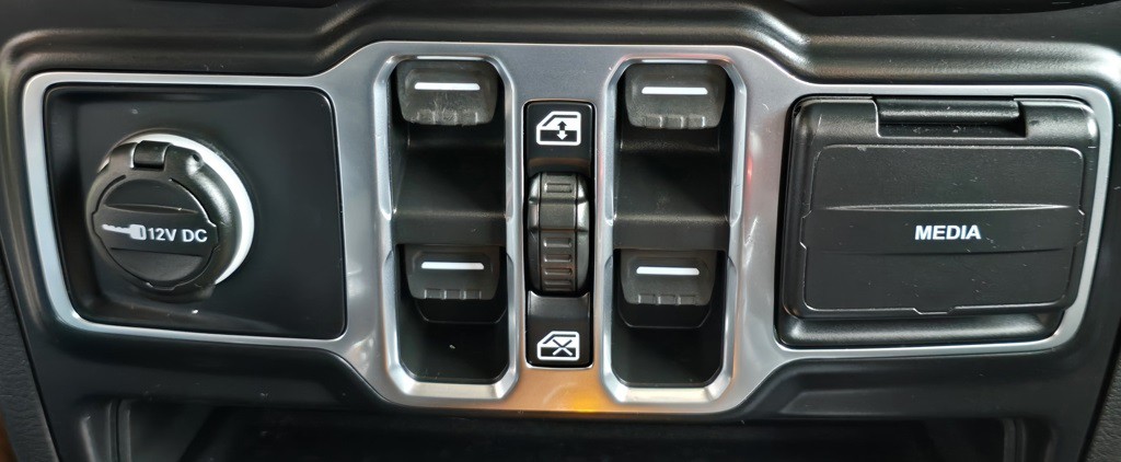 2021 Jeep Wrangler Image 27