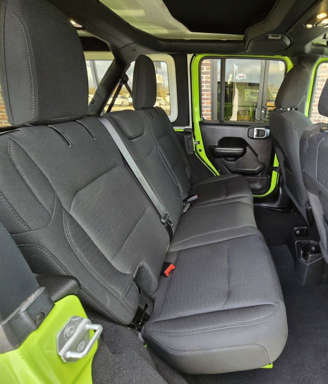 2021 Jeep Wrangler Image 37