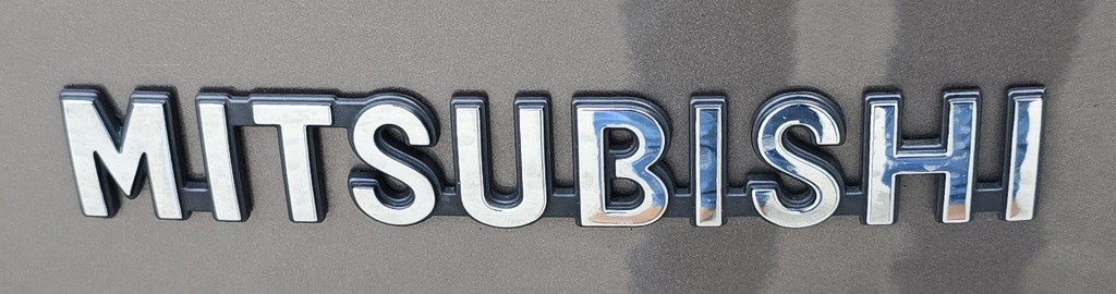 2018 Mitsubishi Outlander Image 10