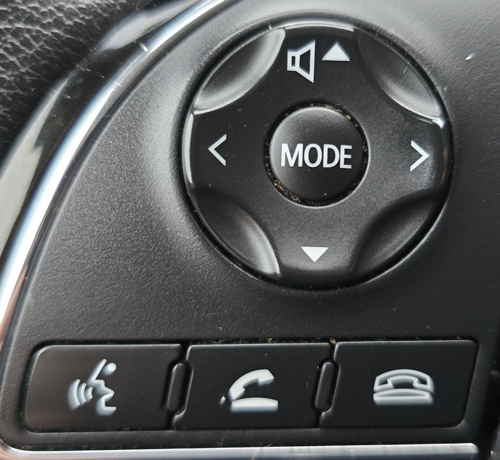 2018 Mitsubishi Outlander Image 24