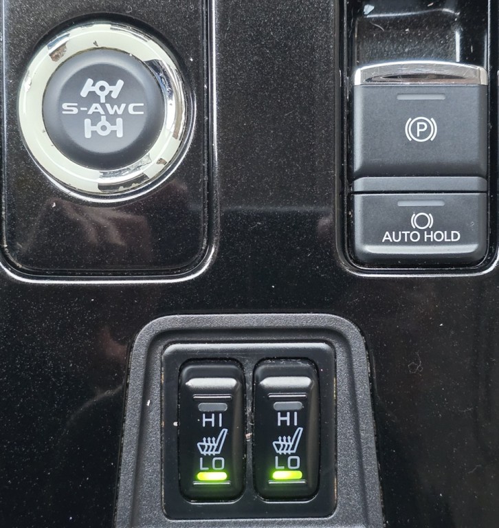 2018 Mitsubishi Outlander Image 30