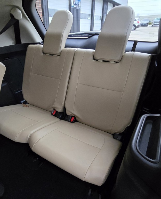 2018 Mitsubishi Outlander Image 34