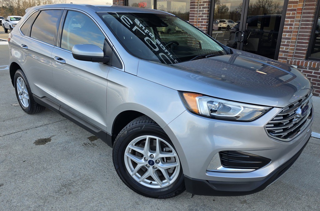 2022 Ford Edge Image 2