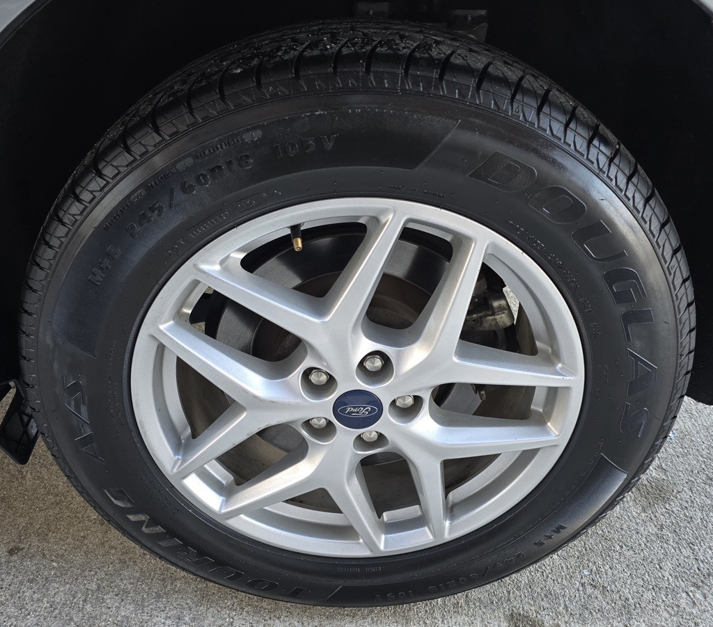 2022 Ford Edge Image 14