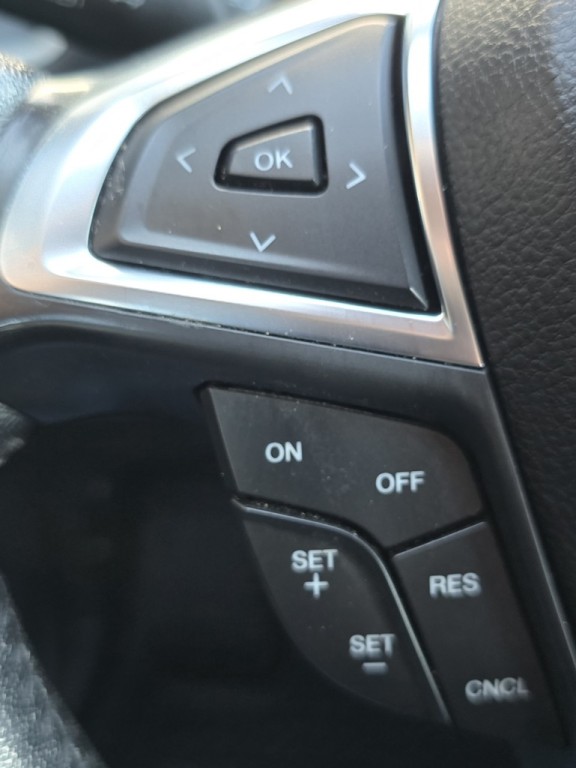 2022 Ford Edge Image 22