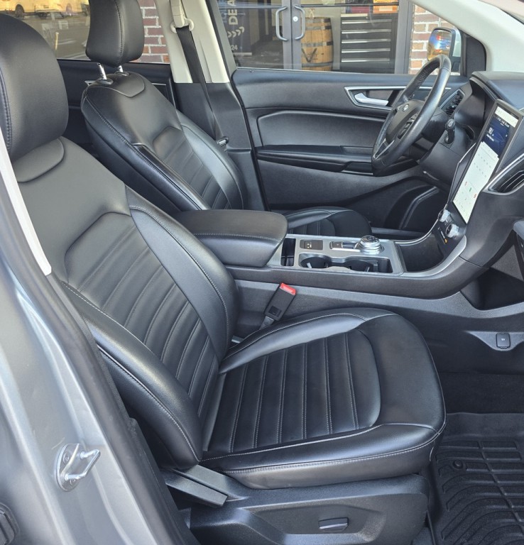 2022 Ford Edge Image 37