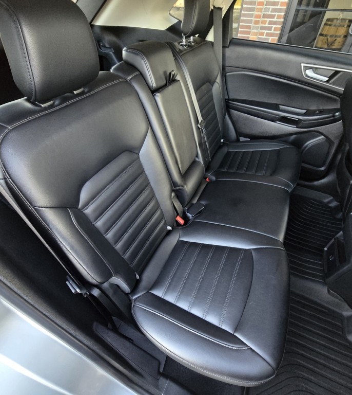 2022 Ford Edge Image 41