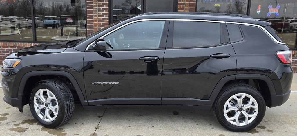 2025 Jeep Compass Image 5