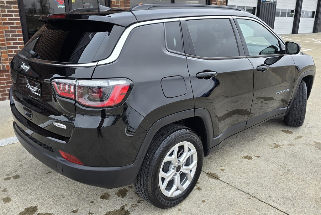 2025 Jeep Compass Image 6