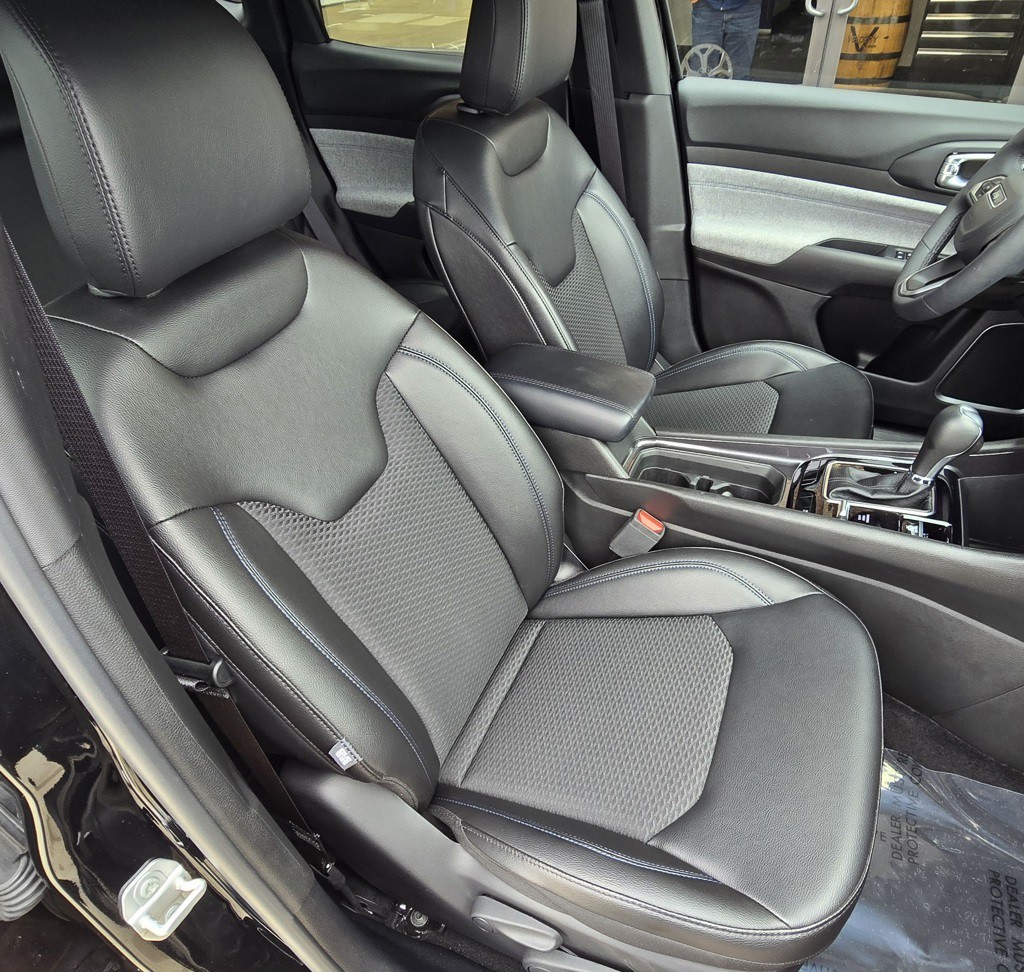 2025 Jeep Compass Image 38