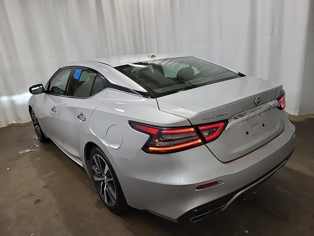 2020 Nissan Maxima Image 3