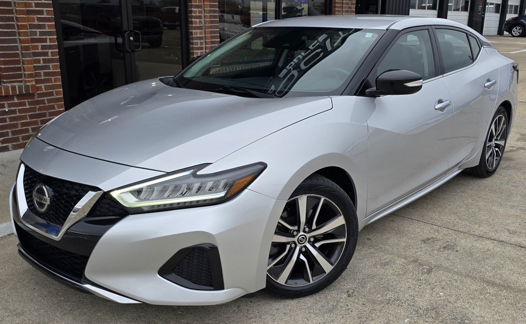 2020 Nissan Maxima Image 2