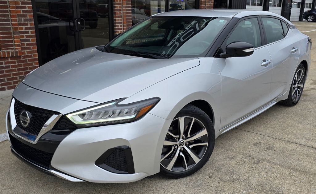 2020 Nissan Maxima Image 2