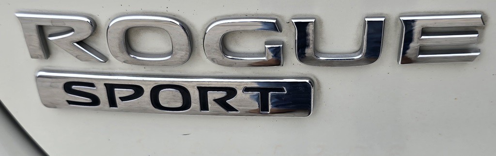 2017 Nissan Rogue Image 9