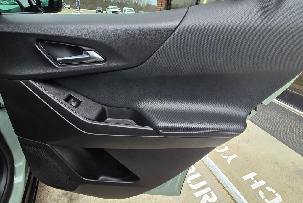 2025 Chevrolet Equinox Image 33