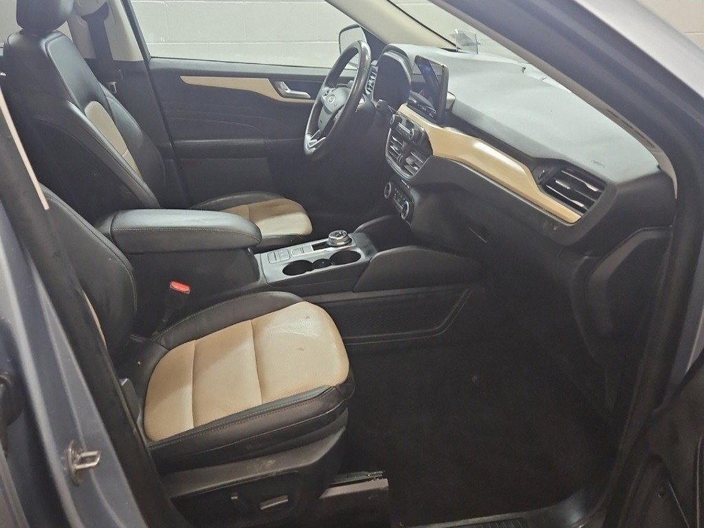 2022 Ford Escape Image 4