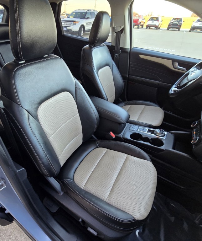 2022 Ford Escape Image 42