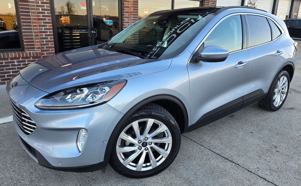 2022 Ford Escape Image 2