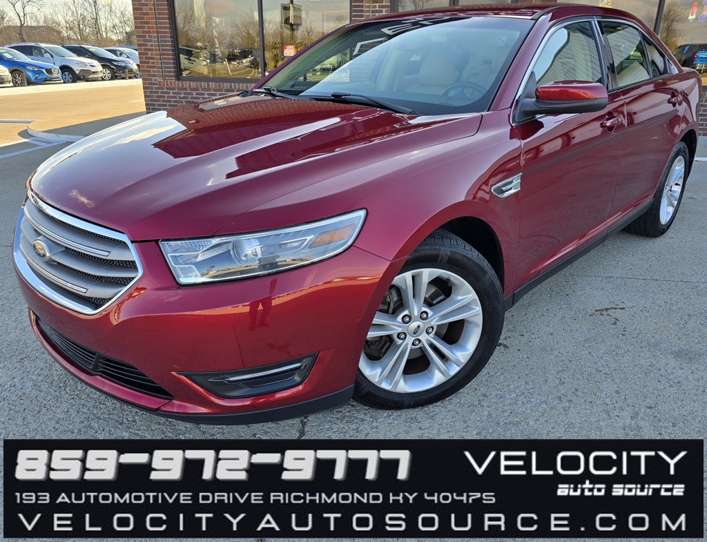 2013 Ford Taurus Image 1