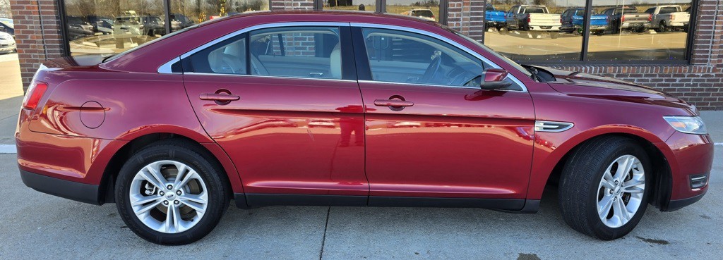 2013 Ford Taurus Image 5