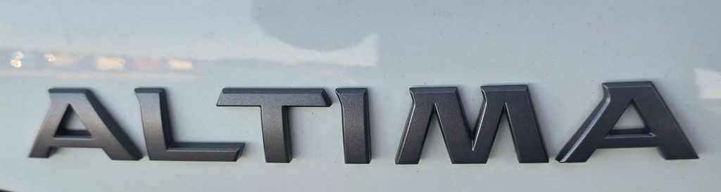 2023 Nissan Altima Image 10