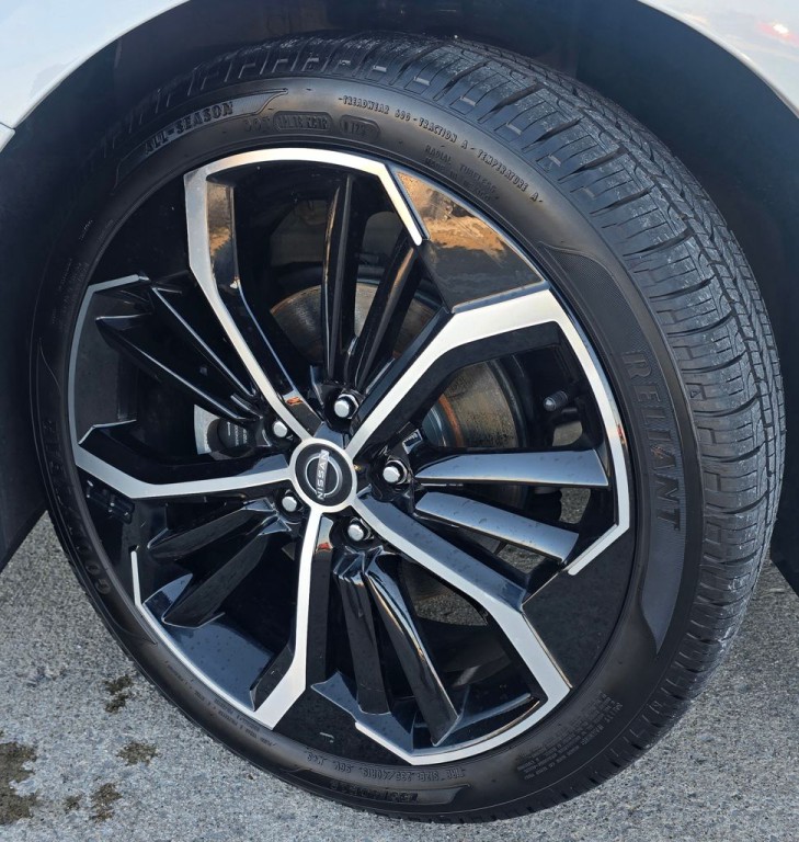 2023 Nissan Altima Image 12